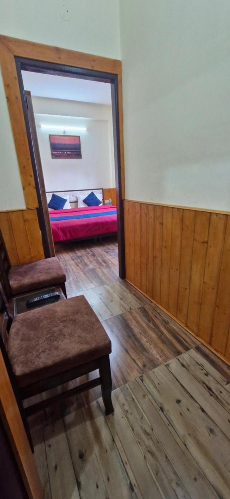 Hotel White Villa Шимла Екстериор снимка