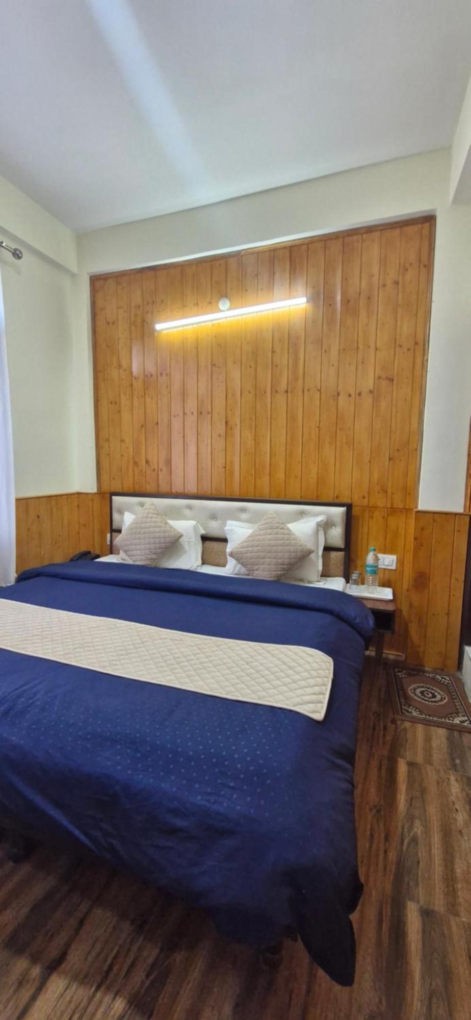 Hotel White Villa Шимла Екстериор снимка