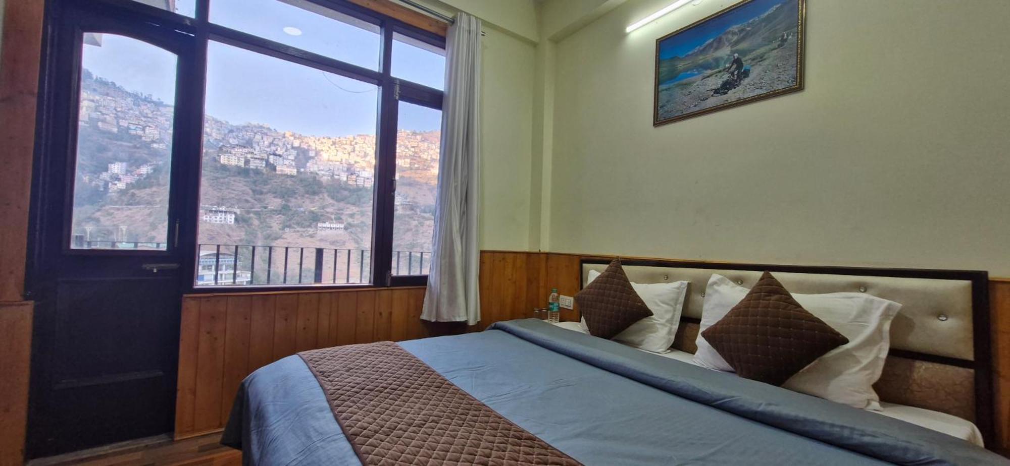 Hotel White Villa Шимла Екстериор снимка