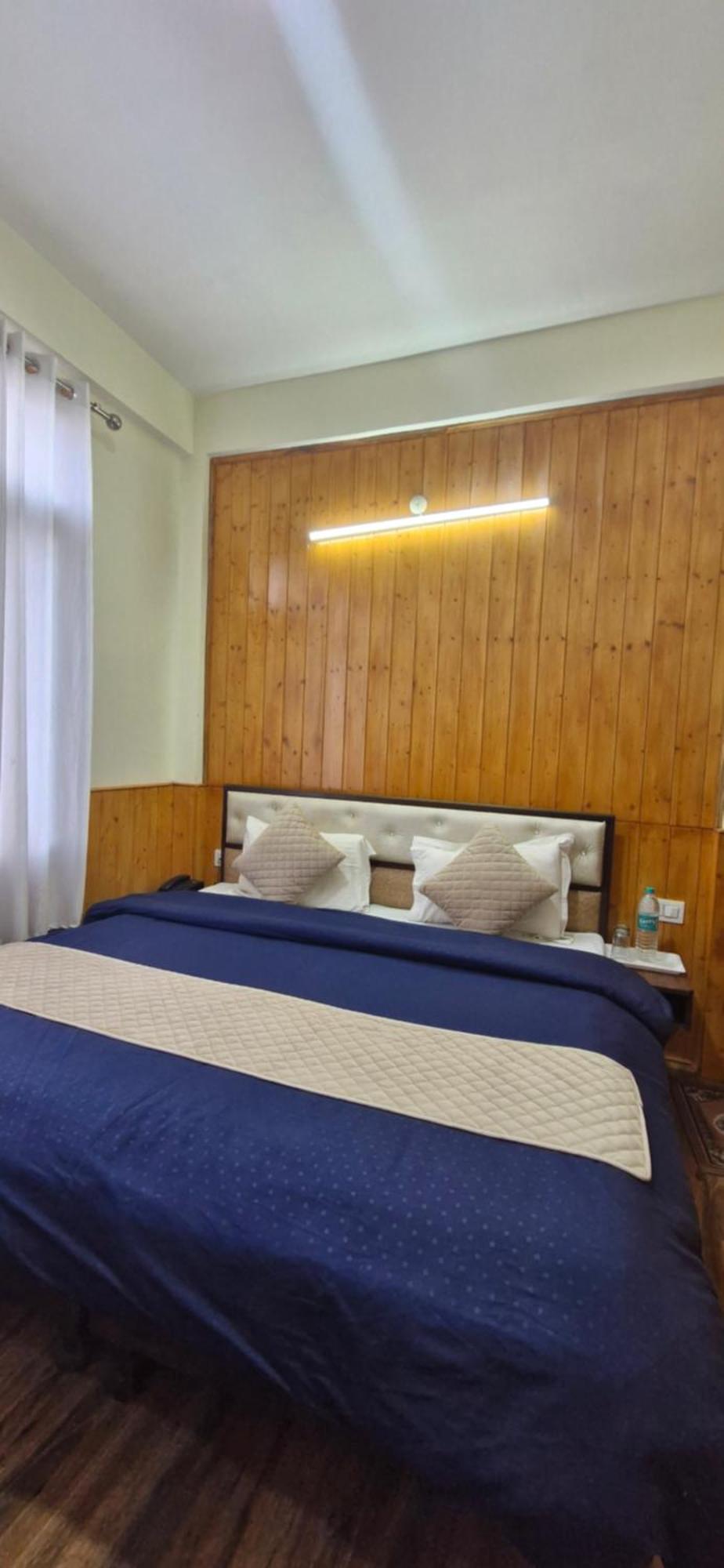 Hotel White Villa Шимла Екстериор снимка