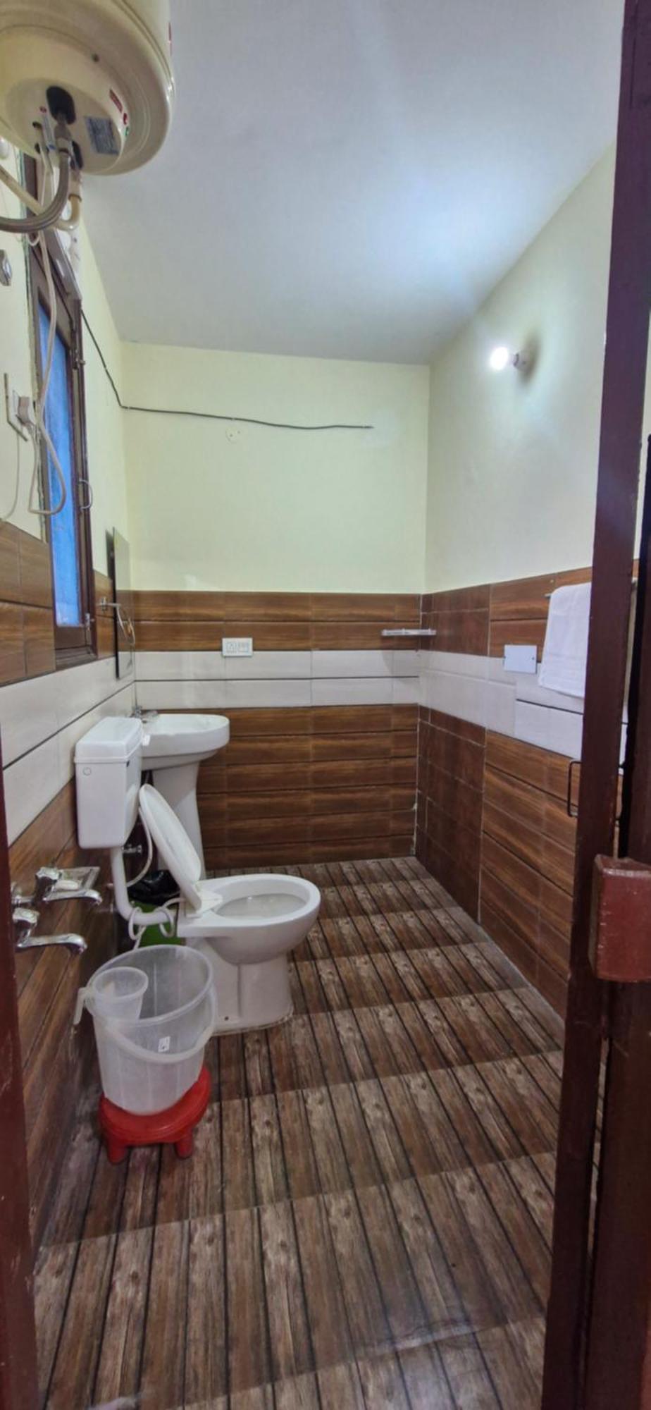 Hotel White Villa Шимла Екстериор снимка
